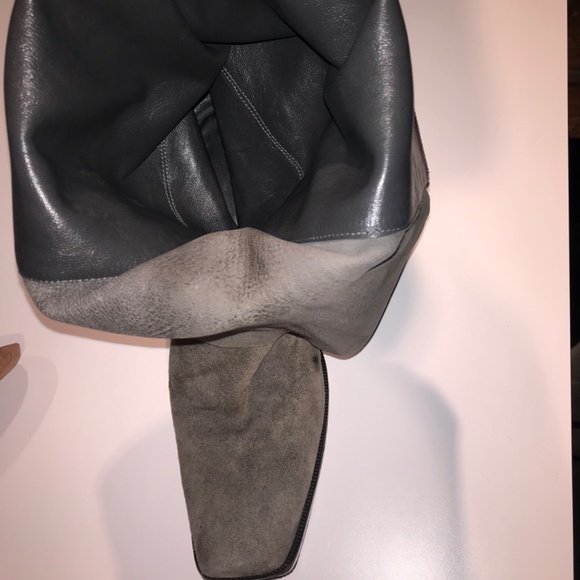 Stuart Weitzman Suede Platform boots 💕 - Picture 5 of 16